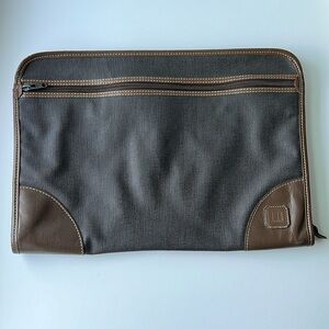 Dunhill Document bag/zippered bag